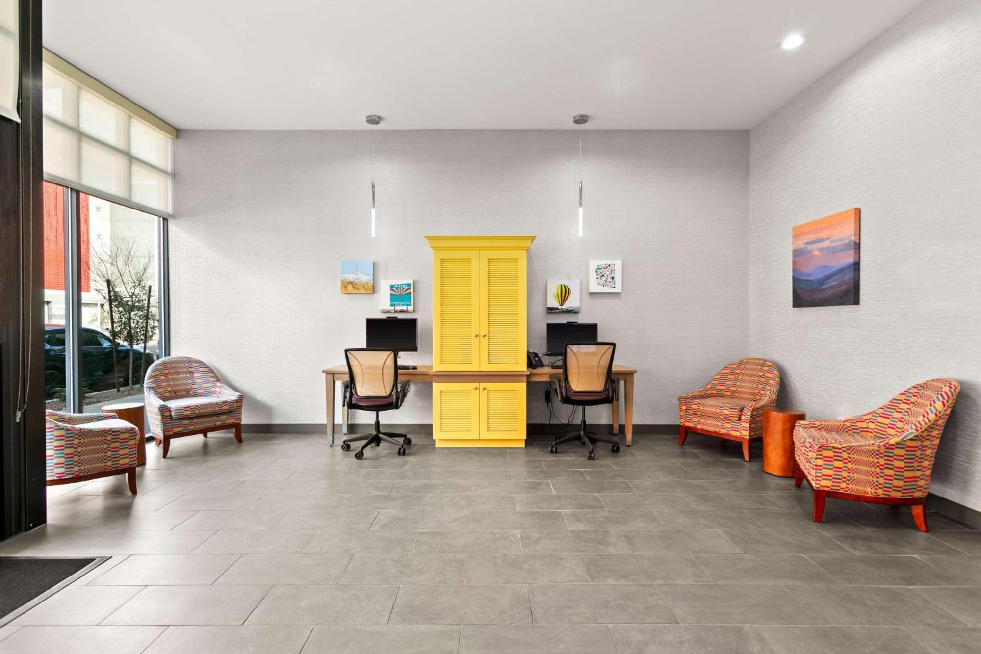 Home2 Suites By Hilton Phoenix Downtown Exteriör bild